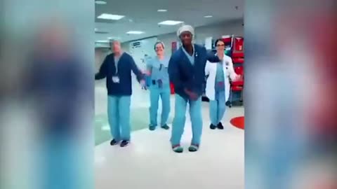 Doctors and nurses Convid dance Song " Never forget what these people did!