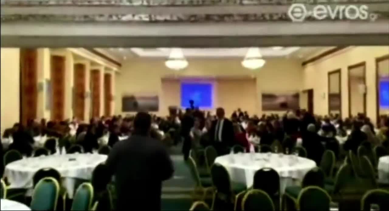 Αλεξανδρούπολη,χθες βράδυ ,η κάμερα «συνέλαβε» τον Υπουργο Άμυνας Παναγιωτοπουλο