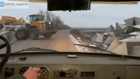 Russians Expanding Concrete Barriers