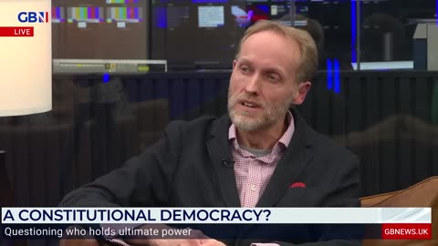 Who holds ULTIMATE POWER in Britain? Constitution expert explains the country's current situation