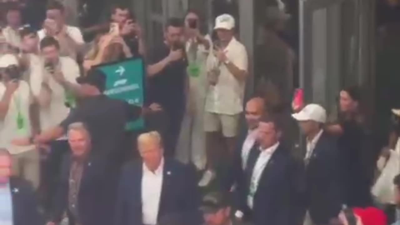 Trump arrives at the Miami F1 Grand Prix 🔥