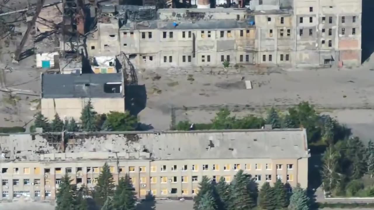 Pokrovsk Front is Crumbling! Russians Captured the Mine and Slag Heap Near Selidovo