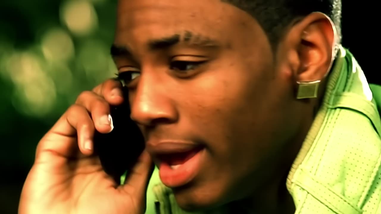 Soulja Boy Tell'em - Kiss Me Thru The Phone ft. Sammie