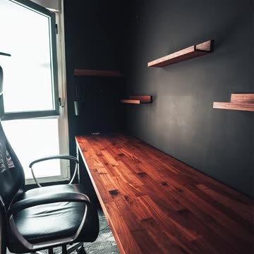 The Bare Essentials: What You Really Need for an Effective Workstation