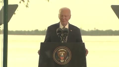 Biden’s brain breaks in Angola