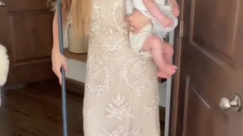 Husband asks: Why mom's Don't dress up all day?! #Funny #viral