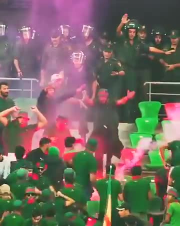 Very dangerous, gendarmerie forces disperse supporters in the stands by force