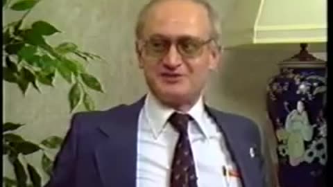 2011, ( Former KGB Agent Explains the Brainwashing of America 1980's (5.08,