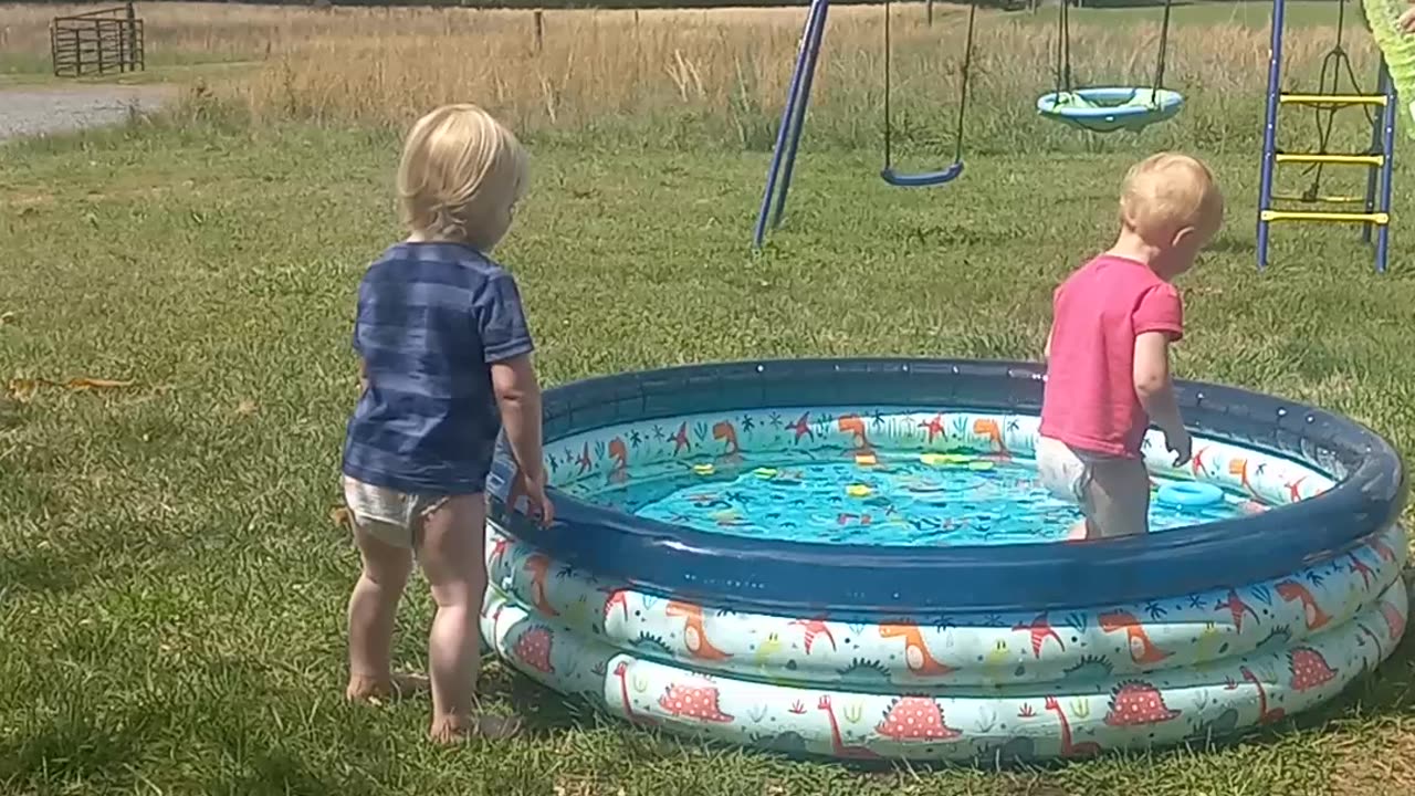 Bubbles in the pool