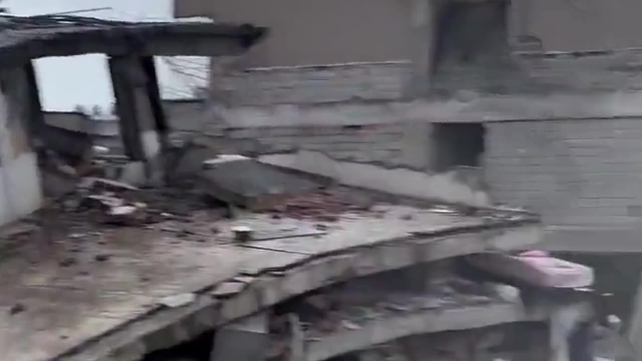 earthquake kills 3,000 in Turkey