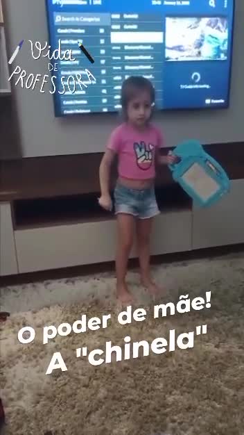 Crianca da aula sobre.o poder da mae pros amigos