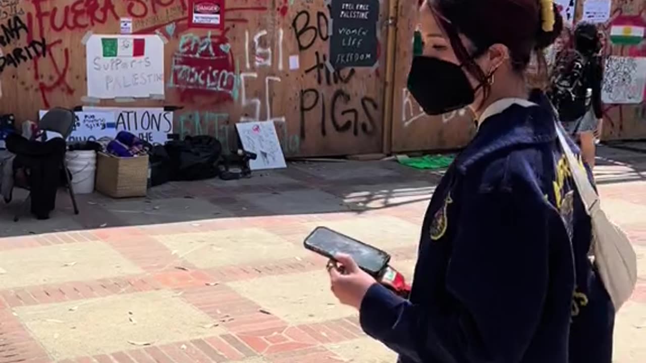 White Hamas Supporters Harass Black Student at UCLA