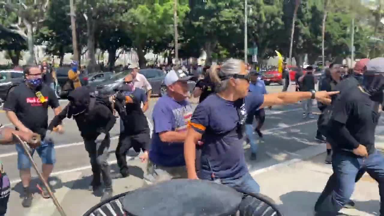 "Unmask them." Violence between Antifa and Citizens comes to a head.