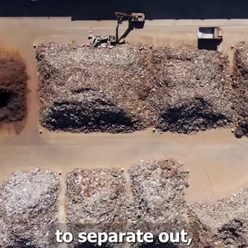 California Insider - Here's Why No One Wants to Recycle Solar Panels...