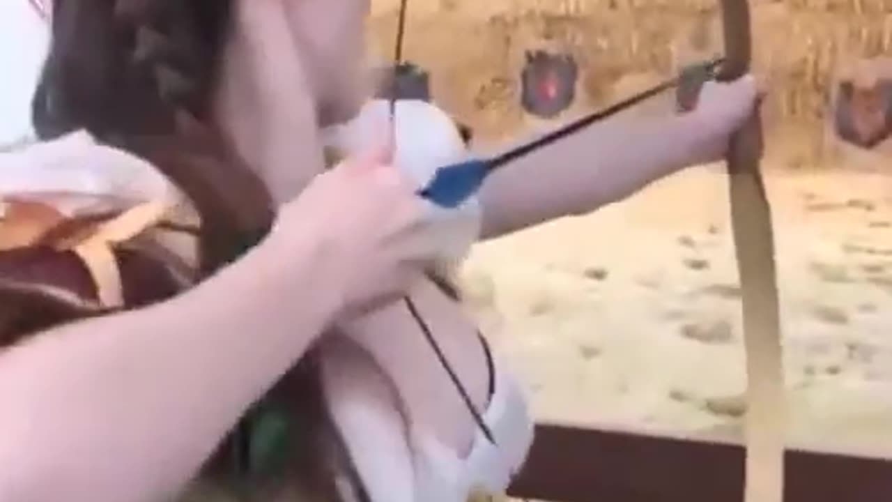 Beautiful Archer Who Missed The Target