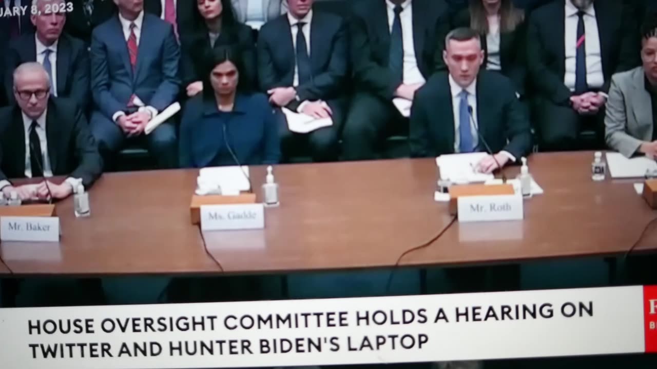 Who is runnng this S**T SHOW called AMERICA?