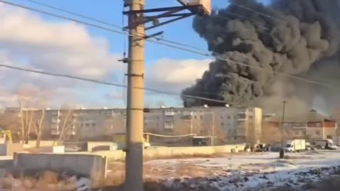 🔥👀 Yekaterinburg, Russia: Preliminary, polystyrene production facility is on fire!