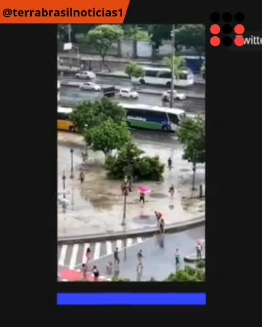 Fortes chuvas fazem navio se desprender de porto no RJ