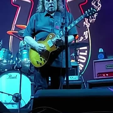 Warren Haynes (Gov't Mule) - LIVE @ 420Fest (Short 13)