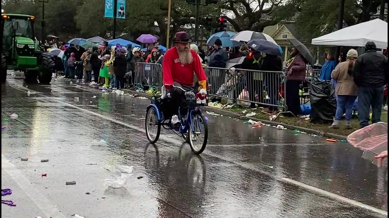 Mardi Gras - Uptown New Orleans