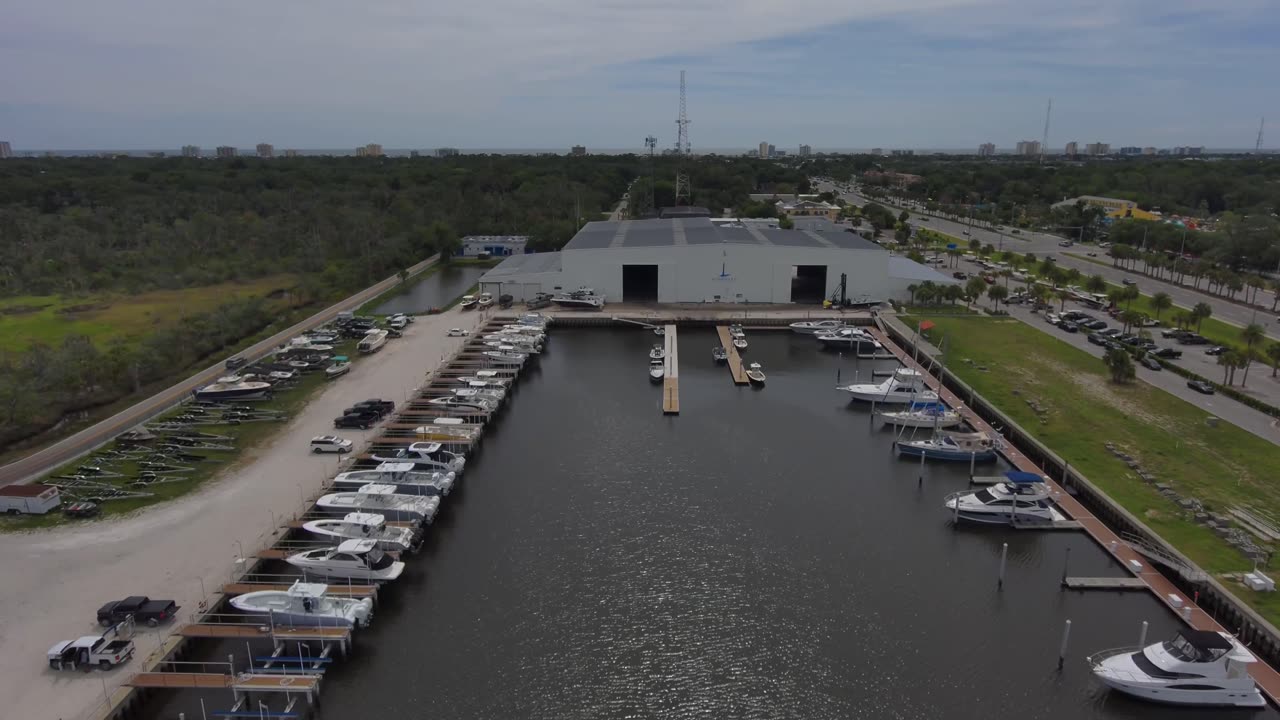 Blasian Babies DaDa Checks Out The Marina At Windward Beach Marine Using The Skydio 2+ Drone!