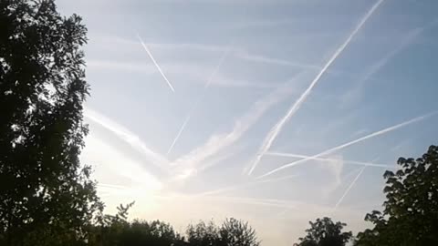 Chemtrails - Smugi chemiczne #235