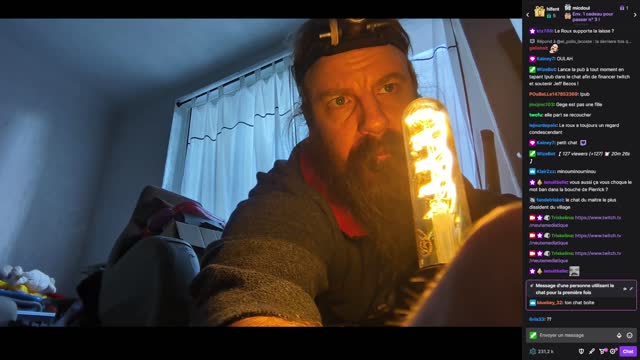 2023-01-27 (3bis) - Harnachement de Maya - Twitch Triskelina (version avec chat)