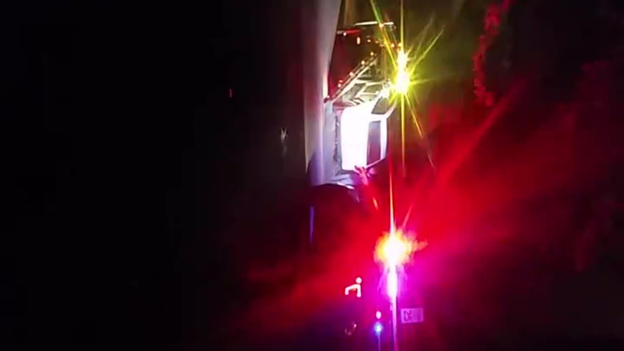 Citizen videos Dereks car getting towed after his infamous panic attack