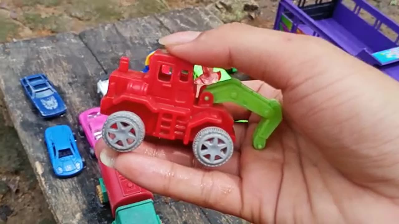 Find a cool red earth digger toy