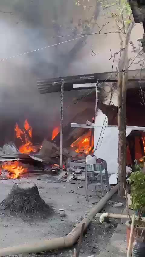 Grave incendio en el barrio El Bosque