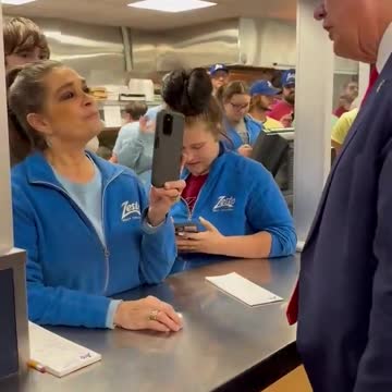 PRESIDENT TRUMP❤️🇺🇸PRAY WITH LOYAL AMERICANS💙🇺🇸😇🙏🌹✨