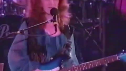 Bonnie Raitt - Something To Talk About