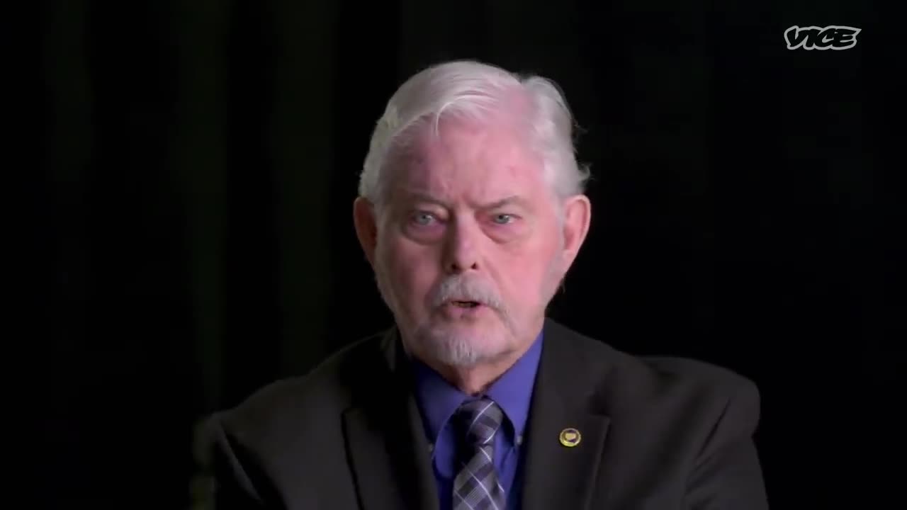 Inside the Deadly Waco Siege Negotiations -FBI Agent👉'I Was There' - Reloaded from Vice