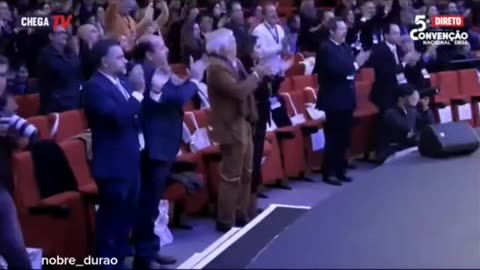 Esquerda significa corrupção, destruição e desordem