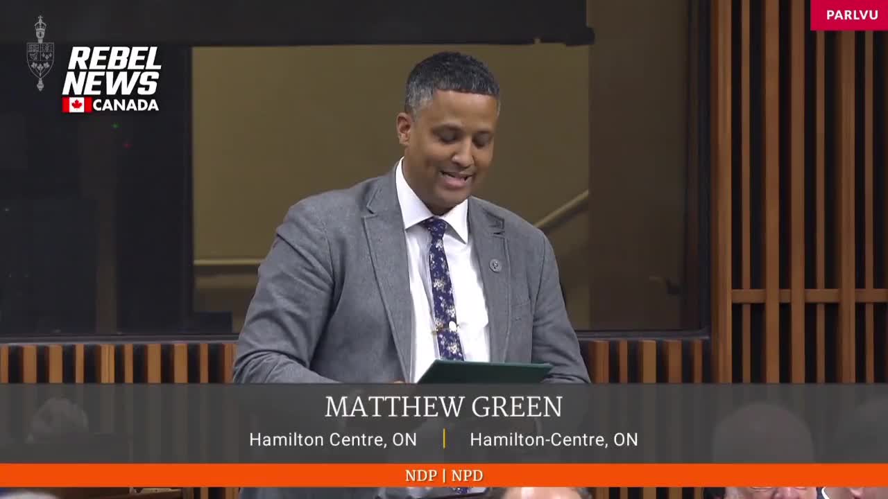 🤣Hate Fox but Carlson gets a high five here 🇨🇦🇺🇸(Check Description)