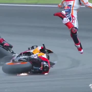 Falling off the motorbike in slow motion | HQ