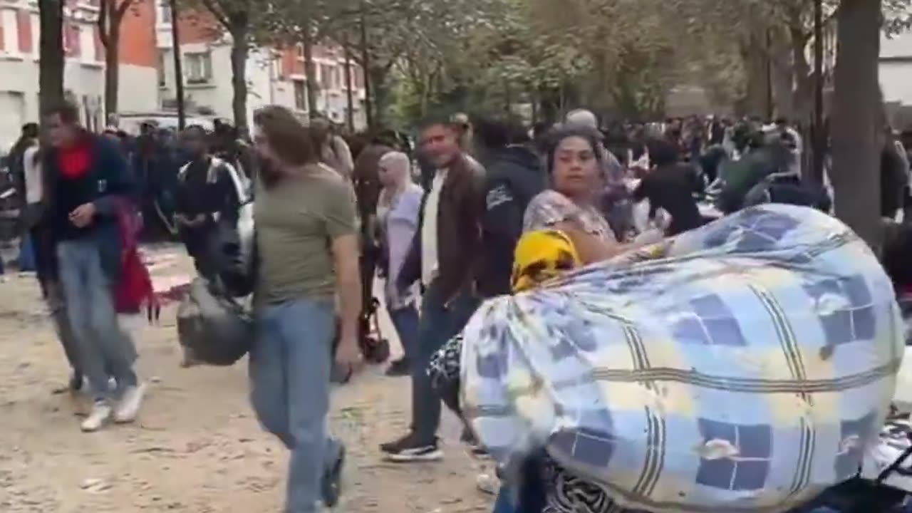 “This is worse than third world.” Tourist shocked by what he sees in Paris.