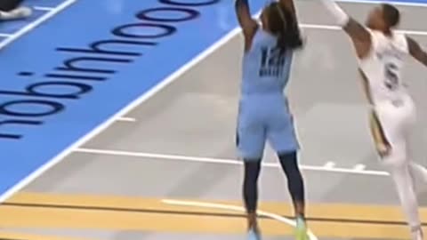 "Lockdown Mode: Ja Morant's Defensive Prowess on Full Display!"
