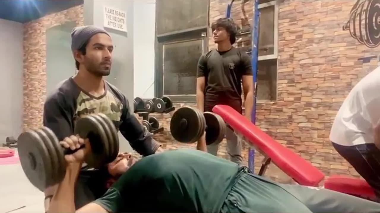 #chestworkout #subscribeformore #growth #trending #subscribenow #motivation #viral #1ksubscribers