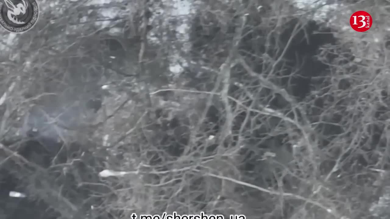 "Russians watching drone" - See how drone silences Russians firing at Ukrainian soldiers from trench