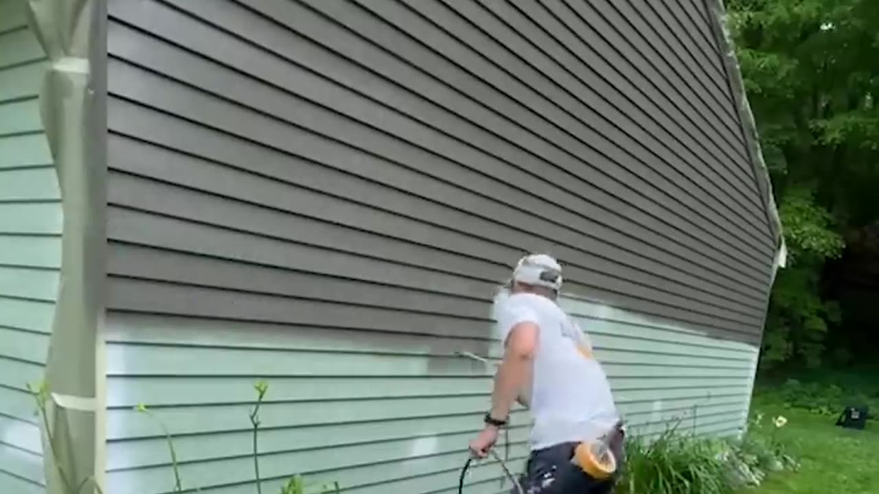 Satisfying Videos of Workers Doing Their Job Perfectly ▶20