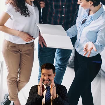 ¡Cómo voltear autos trabajando a tiempo completo!