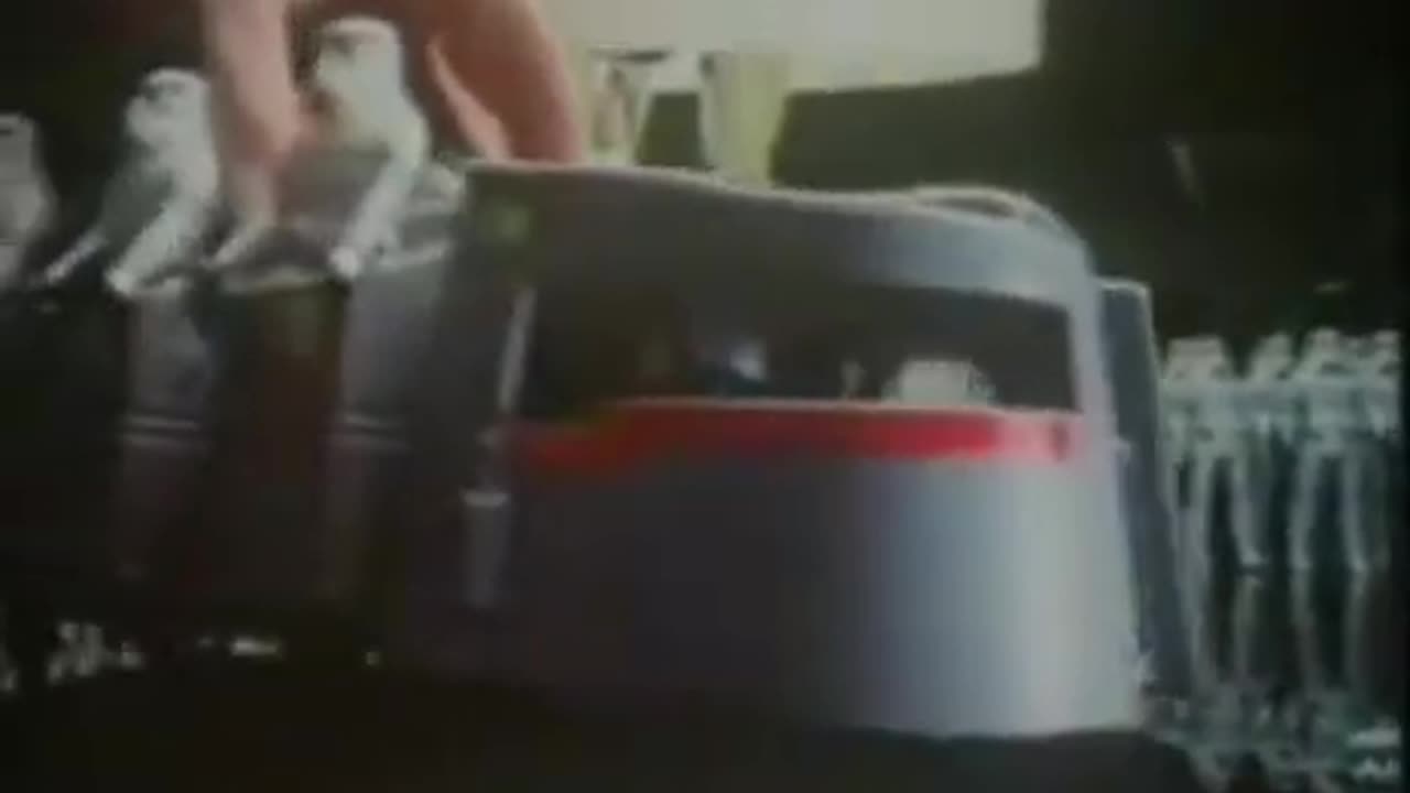 Star Wars Empire Strikes Back - Palitoy Vintage Toy Commercial #5 - British TV commercial from 1982