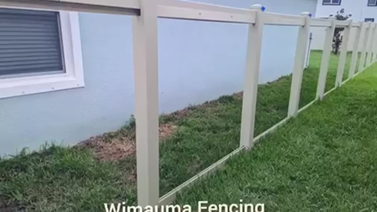 Fence Friend Storm Removable PVC fence