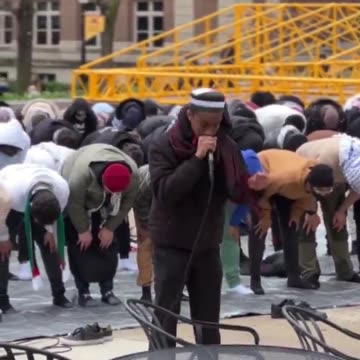 American students CONVERT to Islam, weeks after becoming full-time pro-Palestine activists.