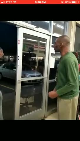 Liquor Store Fight