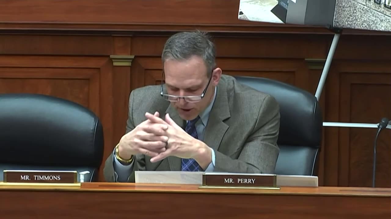 Rep Scott Perry ask Border Patrol what changed at the border that allowed 5 million people to enter.