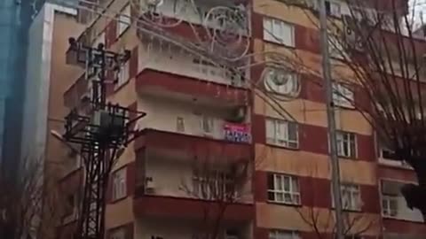 earthquake in turkey building collapse
