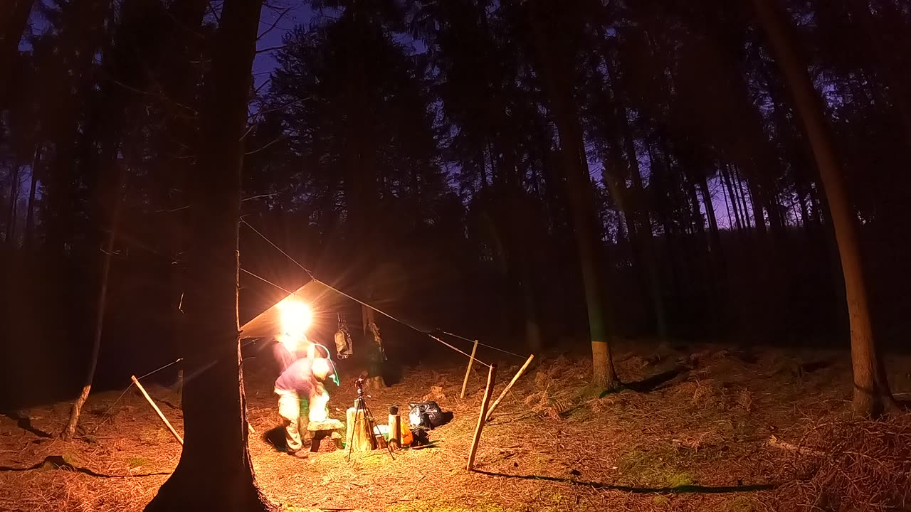 Changing the head torch batteries..nightlapse.19th Jan 2023