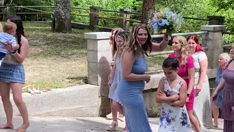 My Bride Maid Catch The Flower